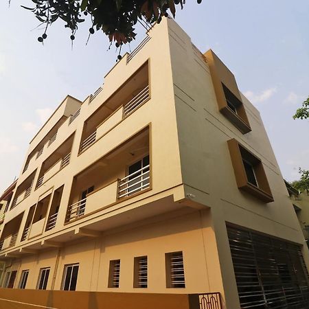 Oyo Hotel Ayush Palace Cuttack Exterior photo